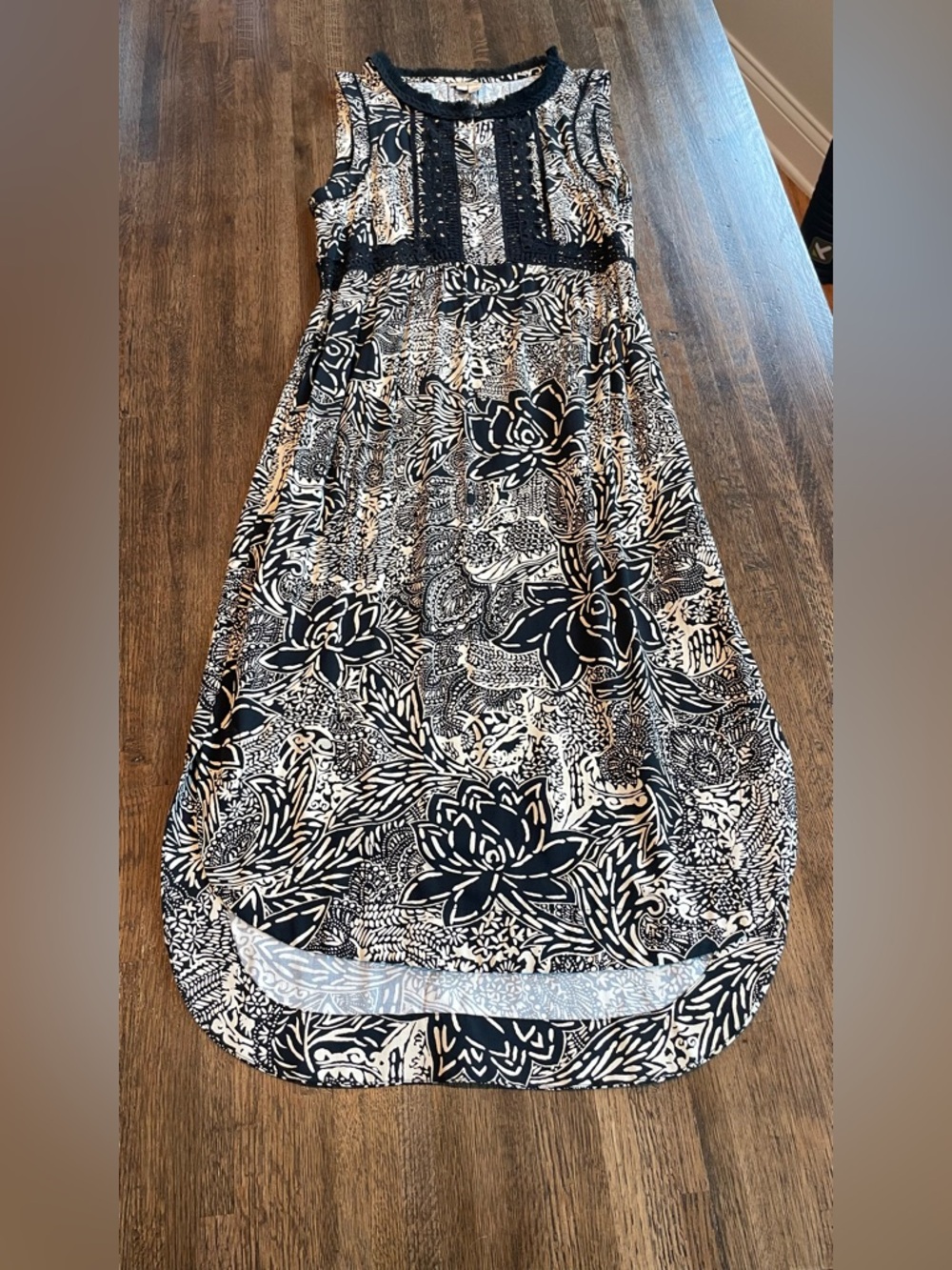 Holding Horses Midi Dress Black Cream Floral Beachy Summer - size 0